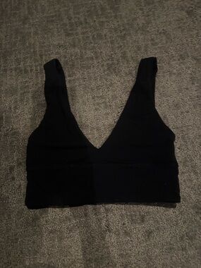 Lululemon Black Women's V-Neck Bralette